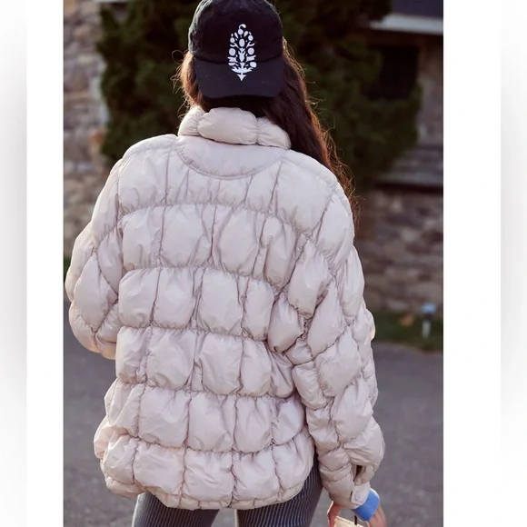 NWT Free People x FP Movement Pippa Scrunchy Glossy Packable Puffer Jacket - Picture 6 of 15